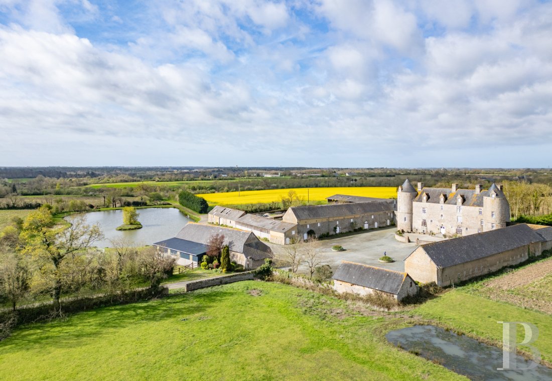 chateaux for sale France lower normandy   - 1