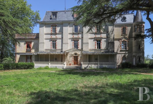 chateaux for sale France midi pyrenees   - 5