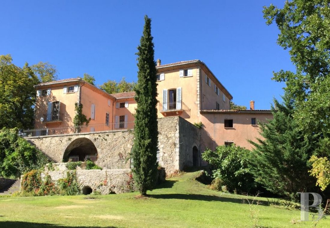 chateaux for sale France provence cote dazur   - 1