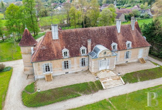 chateaux for sale France burgundy   - 3