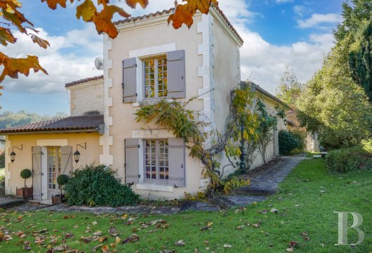 character properties France poitou charentes   - 3