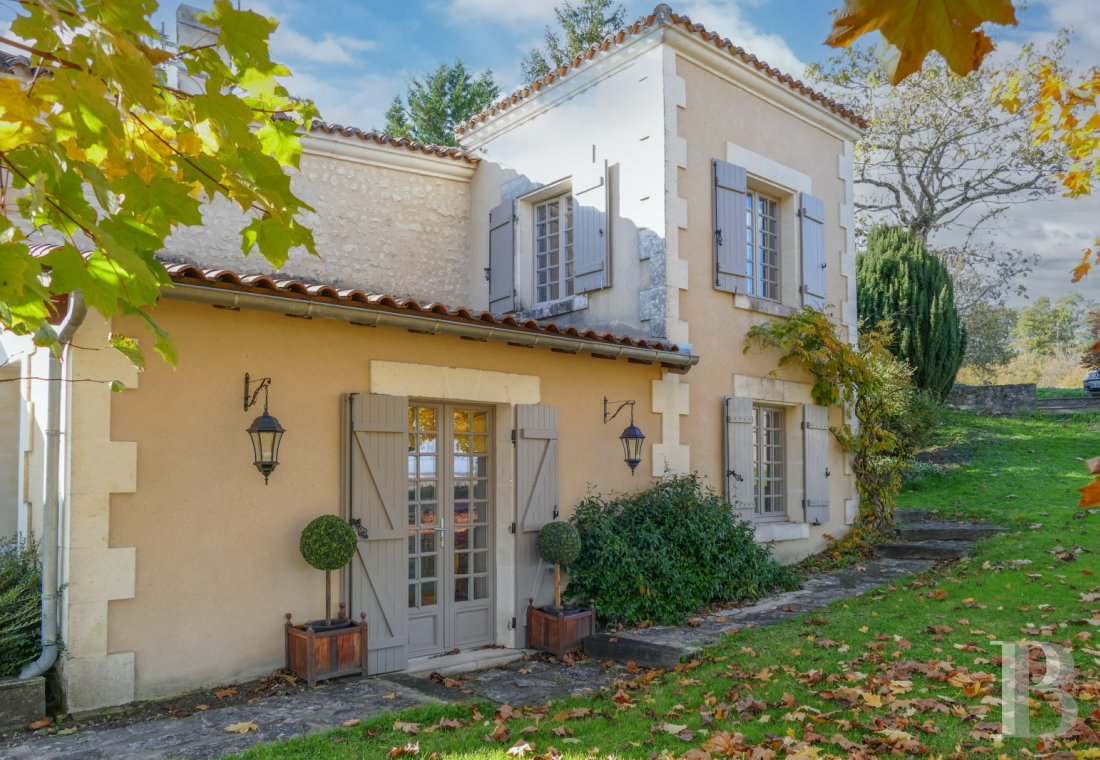 character properties France poitou charentes   - 1