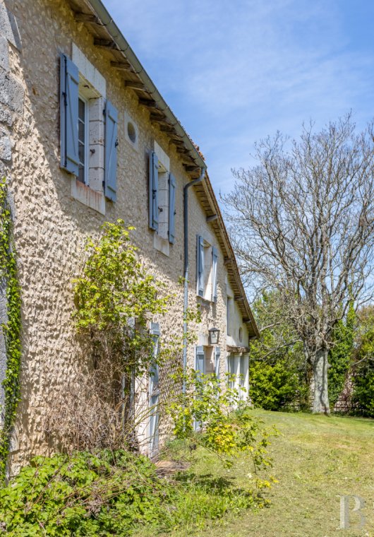 character properties France poitou charentes   - 5