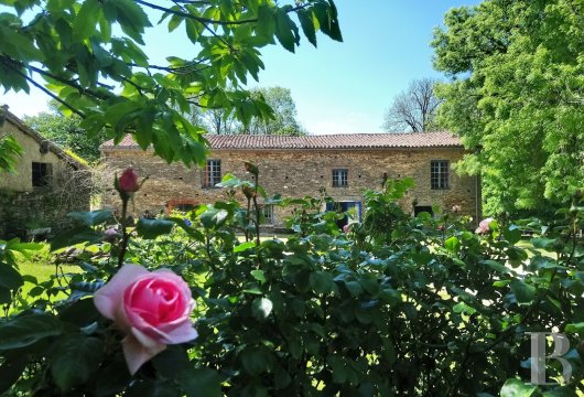 vieilles maisons francaises languedoc roussillon   - 10