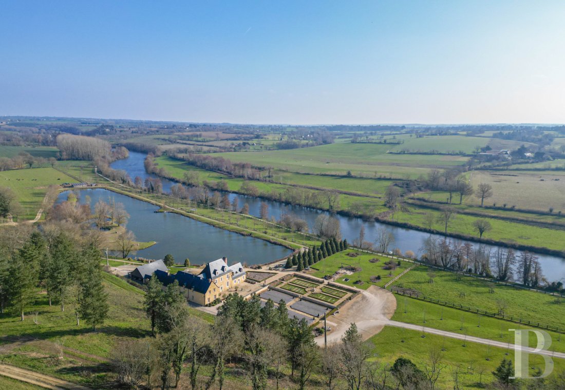 France mansions for sale pays de loire   - 1