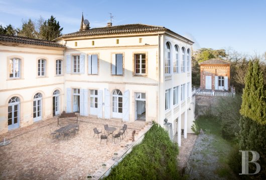 chateaux for sale France midi pyrenees   - 2