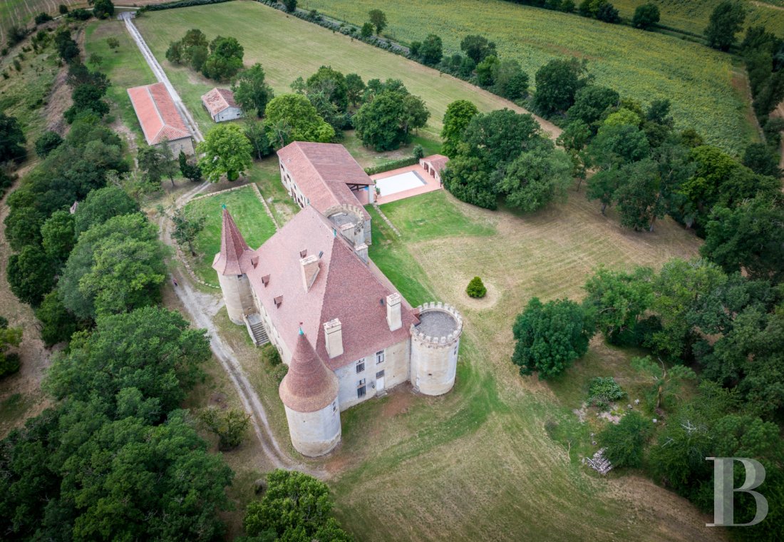 chateaux for sale France languedoc roussillon   - 11