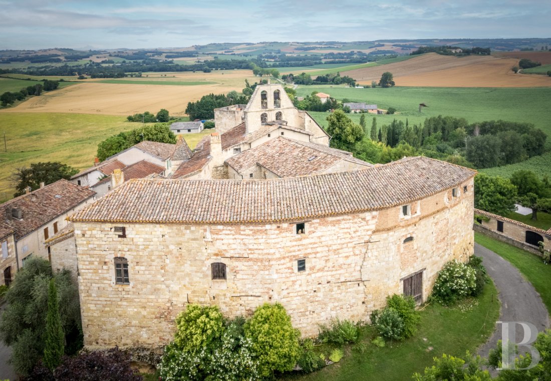 chateaux for sale France midi pyrenees   - 5