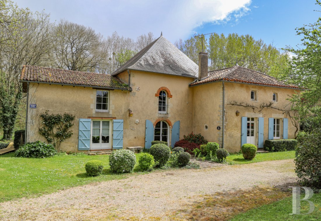 mills for sale France poitou charentes   - 1