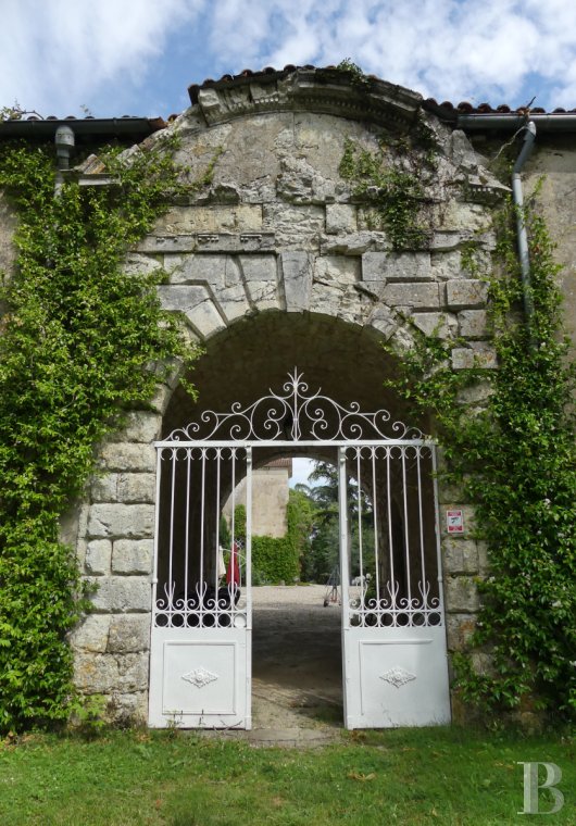 chateaux a vendre midi pyrenees   - 5