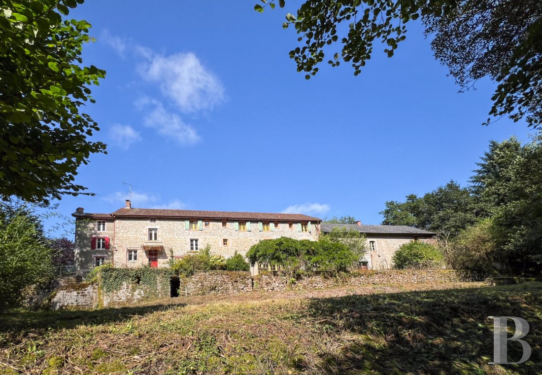 Mills for sale - limousin - A water mill with two houses and a former restaurant, awaiting renovation, at the limits of the Creuse, Haute-Vienne and the Monts d’Ambazac hills