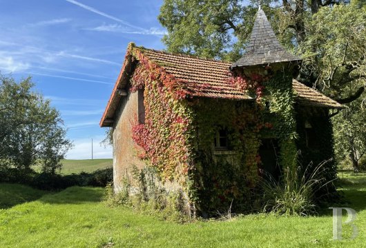 chateaux for sale France picardy   - 10