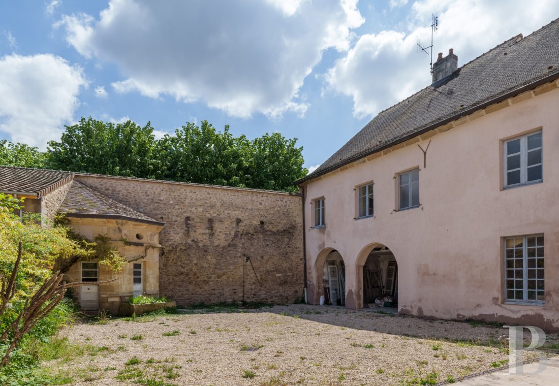 mansion houses for sale France burgundy   - 14