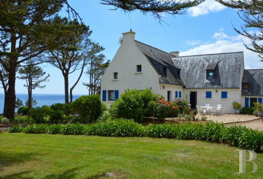 properties with sea view brittany   - 2