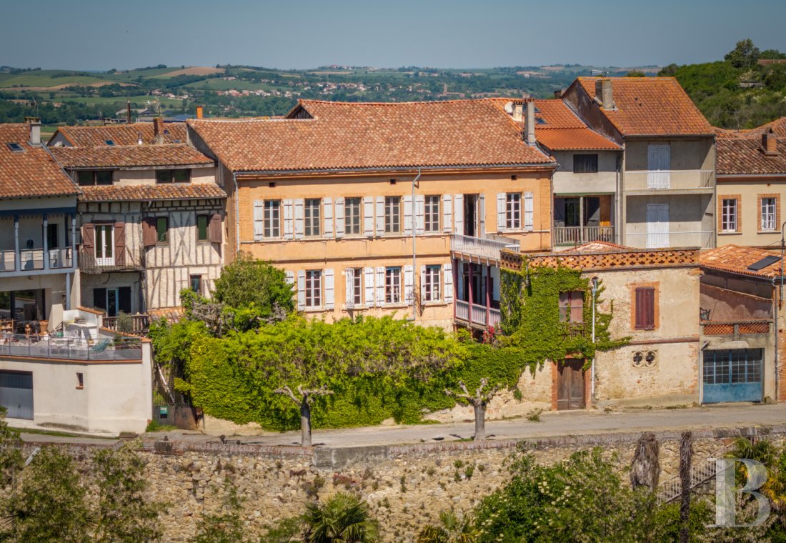 properties in town midi pyrenees   - 1