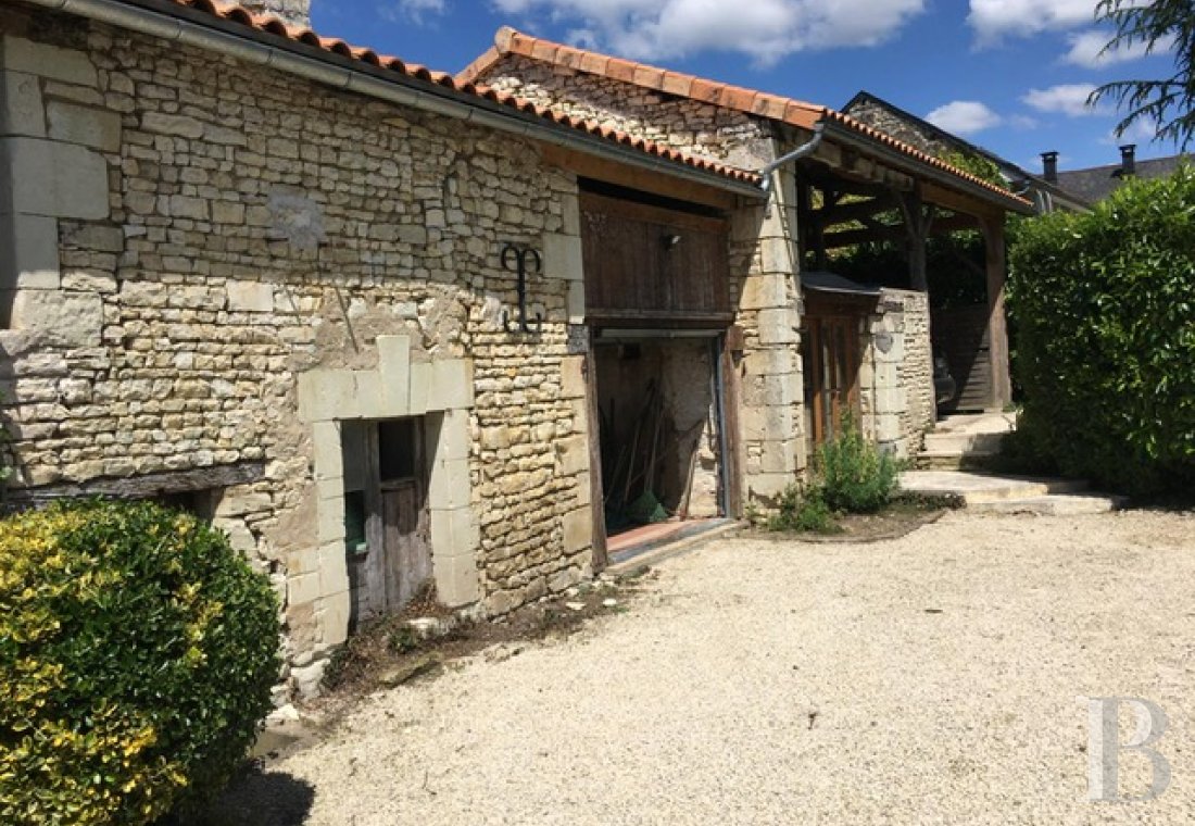 french village houses for sale poitou charentes   - 7