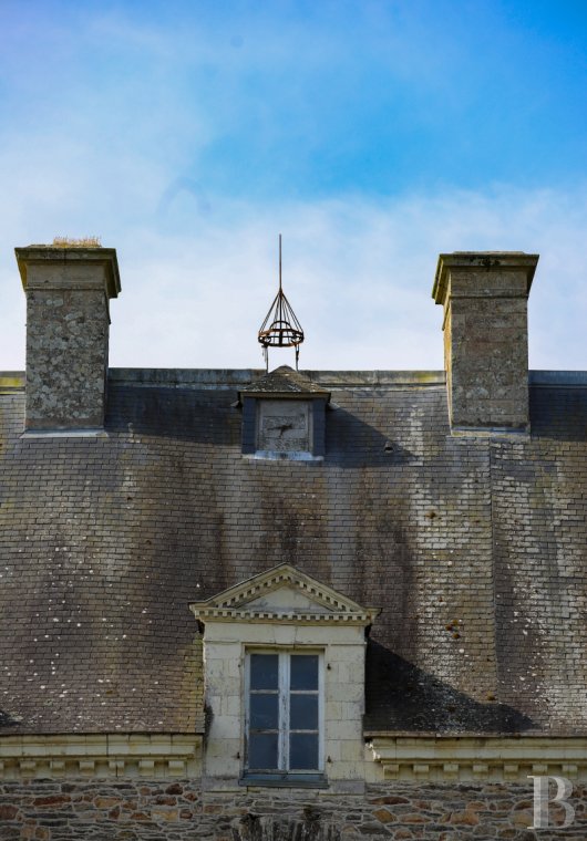 chateaux a vendre bretagne   - 4