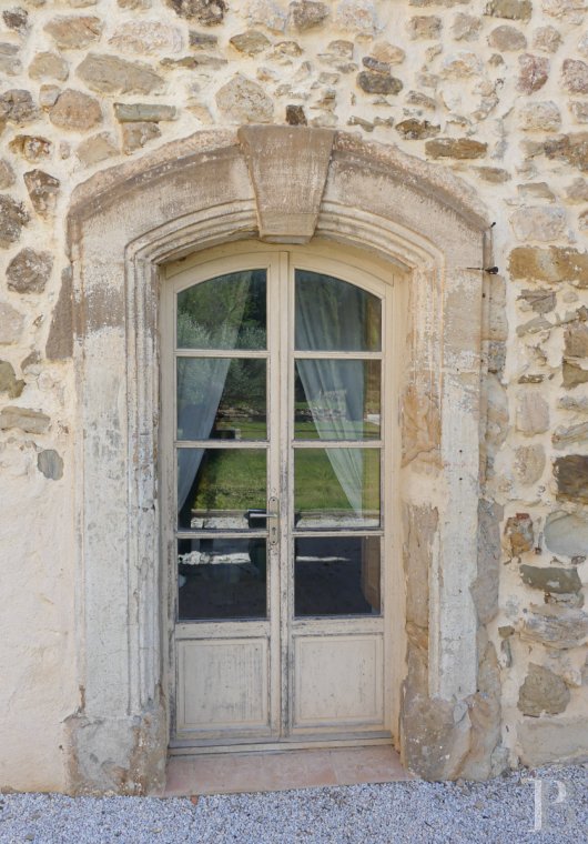 chateaux a vendre languedoc roussillon   - 26