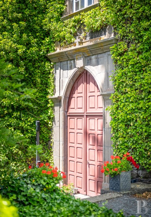 chateaux for sale France auvergne   - 23