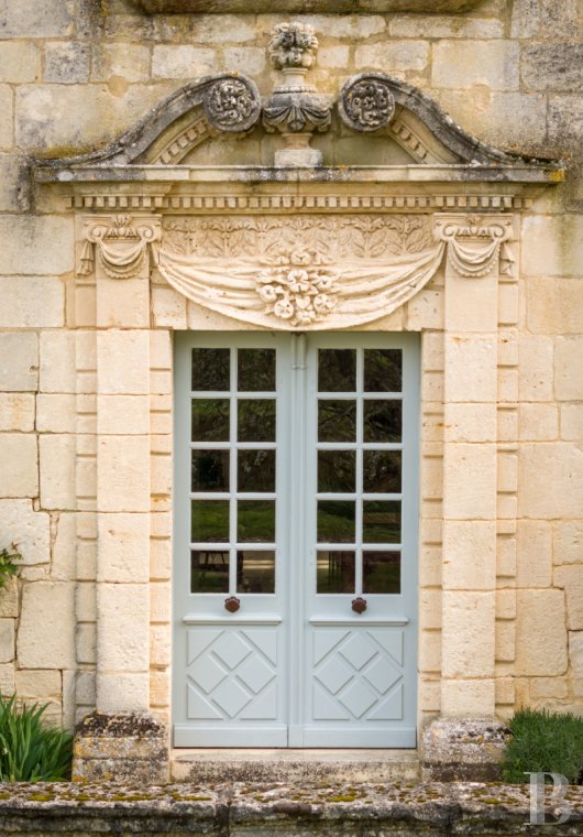 chateaux for sale France poitou charentes   - 5