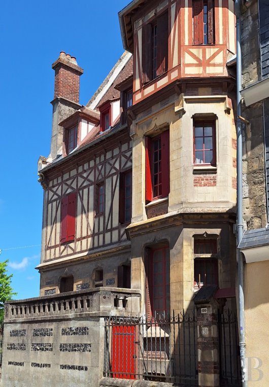 properties in town lower normandy   - 2