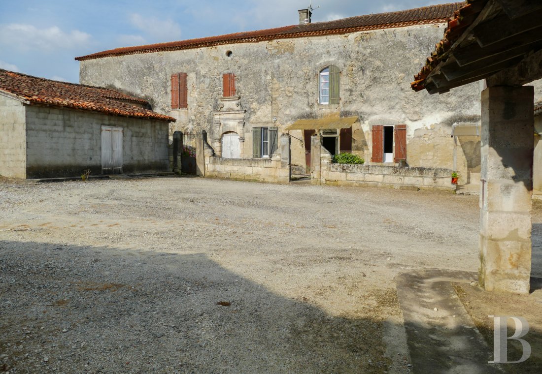 manoirs a vendre poitou charentes   - 2