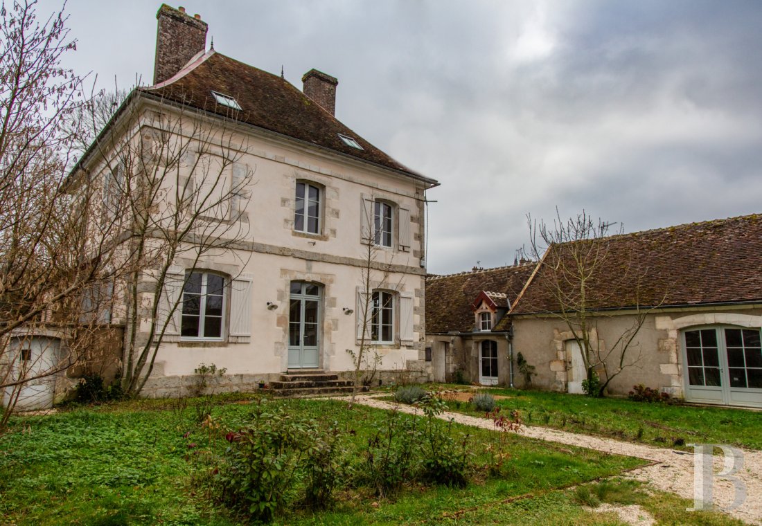 monastery for sale France burgundy   - 1