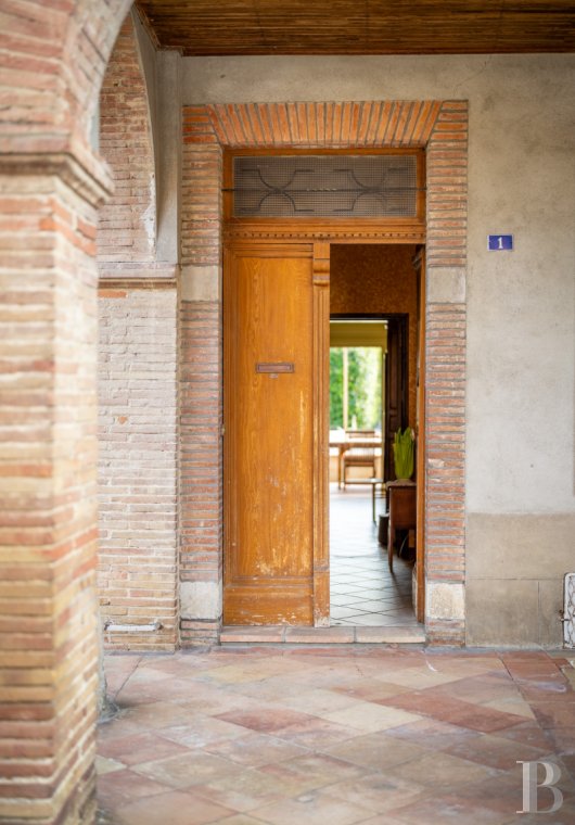 demeures à vendre - midi-pyrenees - À 45 min de Toulouse, une maison de caractère du 19e s., son jardin d’agrément, sa piscine et son garage