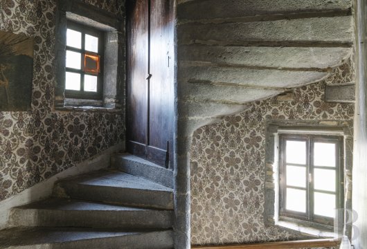 character properties France auvergne   - 8