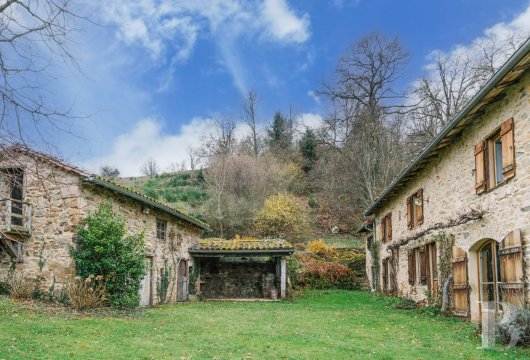 character properties France rhones alps   - 10