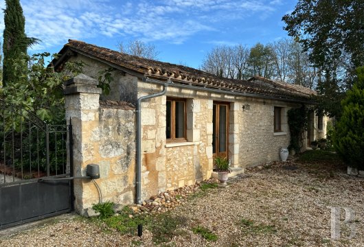 manoirs a vendre aquitaine   - 17