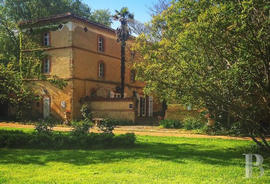 chateaux for sale France midi pyrenees   - 3