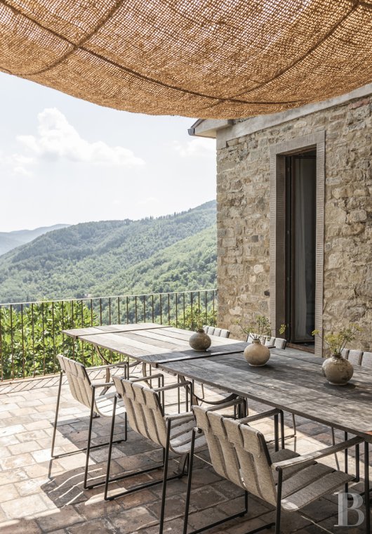 En Toscane, entre Arezzo et Cortona, une ancienne maison paysanne en plein ciel  - photo  n°7