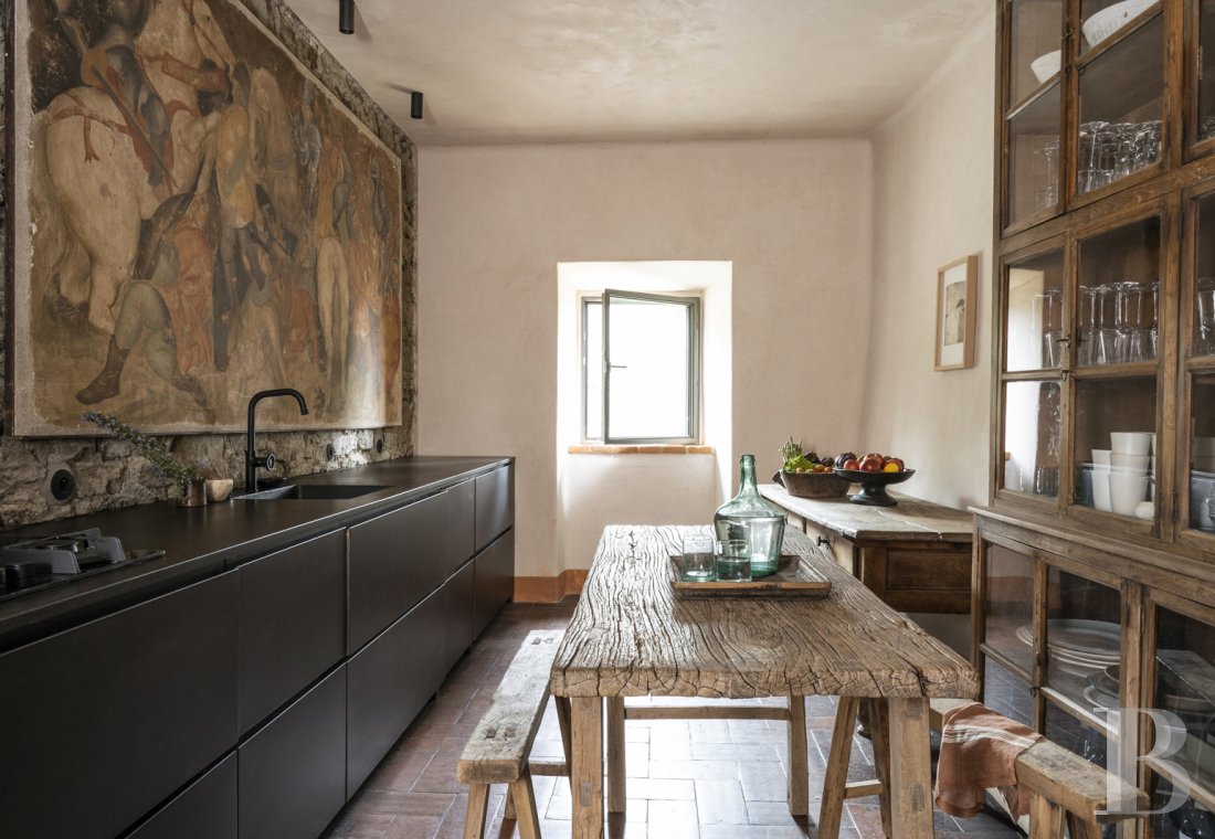 En Toscane, entre Arezzo et Cortona, une ancienne maison paysanne en plein ciel  - photo  n°13