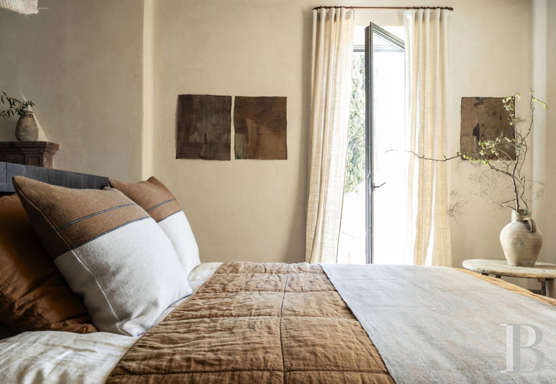 En Toscane, entre Arezzo et Cortona, une ancienne maison paysanne en plein ciel  - photo  n°21